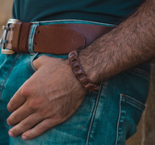 Bracciale Tevere in cuoio intrecciato a mano chiusura clip bronzo